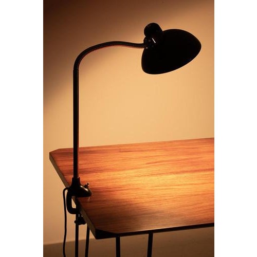 Christian dell designed this model 6740 desk lamp in the fifties for kaiser. Some small signs of use but furthermore in...