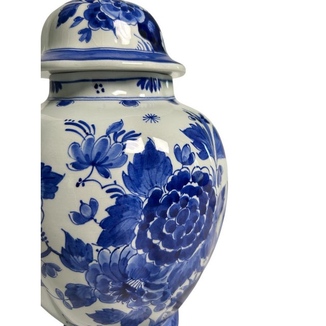 Vintage Hand-Painted Delft Blue Lidded Vase by Royal Delft, 1972 For Sale - Image 6 of 10