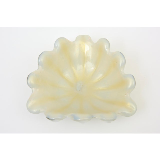Vintage Murano Opalescent Coastal Clam Shell Glass Bowl by Barovier E Toso, 1950's, Italy For Sale - Image 9 of 12