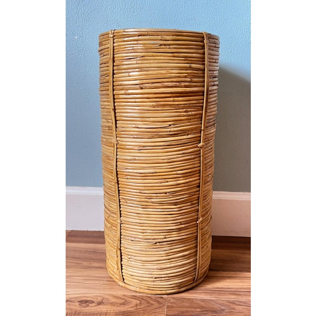 Wood 1970's Coastal Pencil Reed Bamboo Umbrella Stand For Sale - Image 7 of 8
