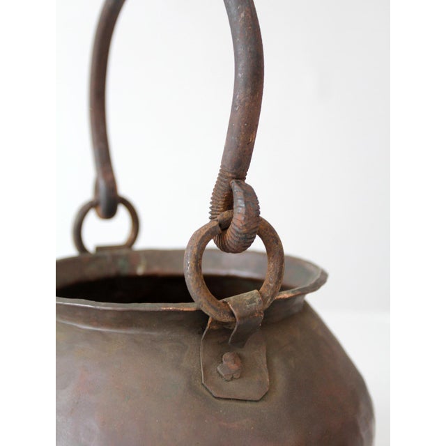 Antique Hand Hammered Copper Hearth Pot With Iron Swing Handle For Sale - Image 6 of 14