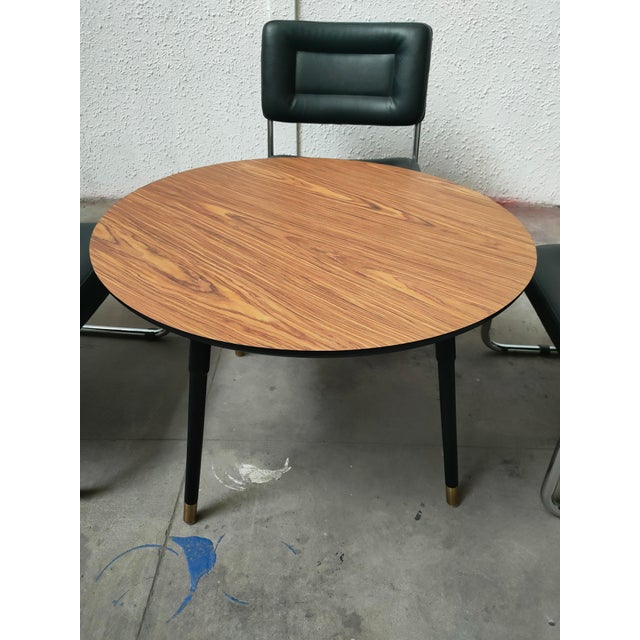 Mid-Century Leather Table & Chairs, Spain, 1980, Set of 5 For Sale - Image 9 of 12