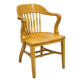 Early 20th Century Traditional Antique Solid Golden Oak Wood Office Library Bankers Arm Chair For Sale
