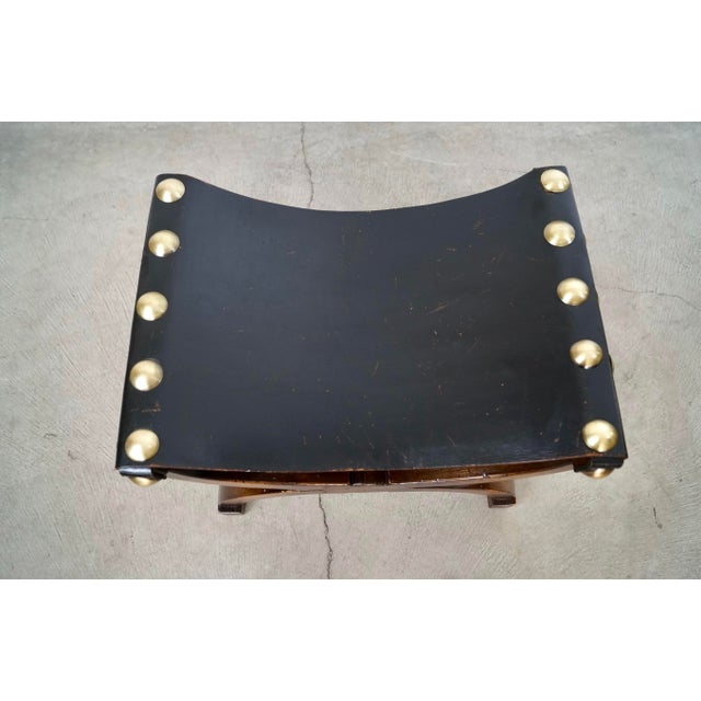 1960’s Hollywood Regency Leather & Brass Sling Stool For Sale - Image 9 of 12