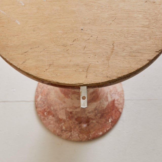Italian Pink + Red Marble Pedestal Dining or Center Table, 1970s For Sale - Image 10 of 10
