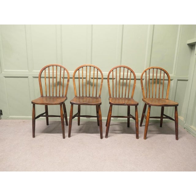 Vintage Windsor Dining Chairs in Beech and Elm, 1920, Set of 4 For Sale - Image 4 of 8