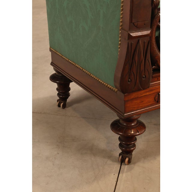 Mid 19th Century Antique American Renaissance Revival Style Carved Walnut Recamier Chaise Lounge For Sale - Image 5 of 18