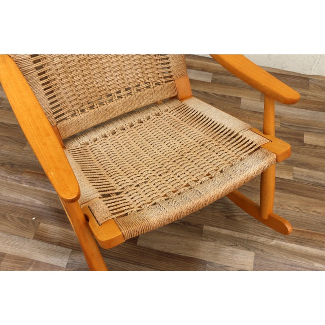 Mid-Century Modern Yugoslavian Woven Rocking Chair & Folding Ottoman | Circa 1960s For Sale - Image 10 of 18