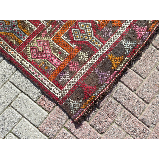 Mid 20th Century Aesthetic Vintage Cute Turkish Kilim Handmade Boho Area Rug For Sale - Image 6 of 10