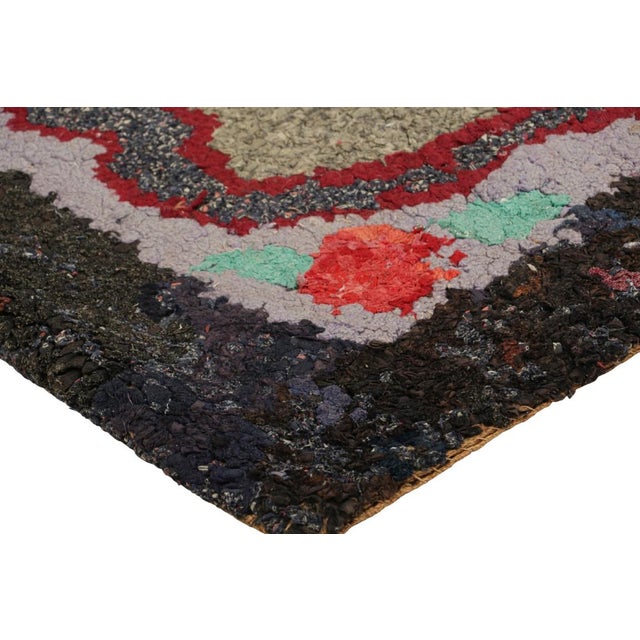 Antique Hooked Rug With Floral Medallion in Red and Green | Rug & Kilim For Sale In New York - Image 6 of 7
