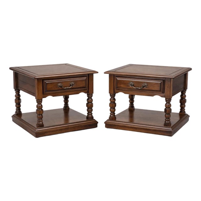 Late 20th Century Pair of Cal Shops Solid Wood Traditional Nightstands With Turned Legs & Lower Shelf For Sale
