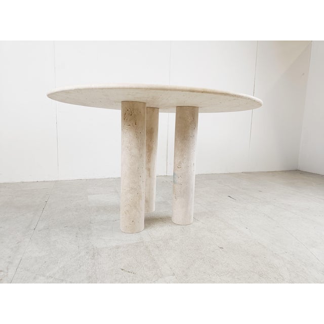 Beige Italian Round Travertine Dining Table, 1970s For Sale - Image 8 of 10