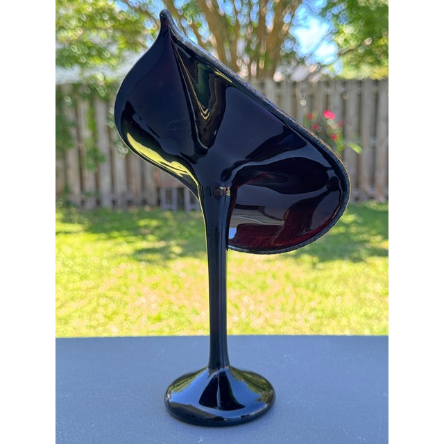 1980s 1980s Stuart Abelman Iridescent Studio Art Glass "Jack in the Pulpit" Vase For Sale - Image 5 of 14
