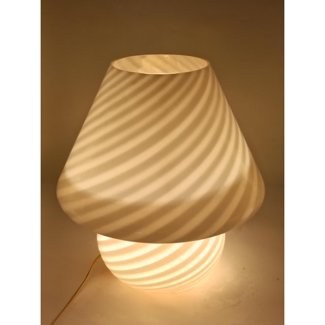 Murano Glass Mushroom Table Lamp from Venini, Italy, 1970s For Sale - Image 7 of 8