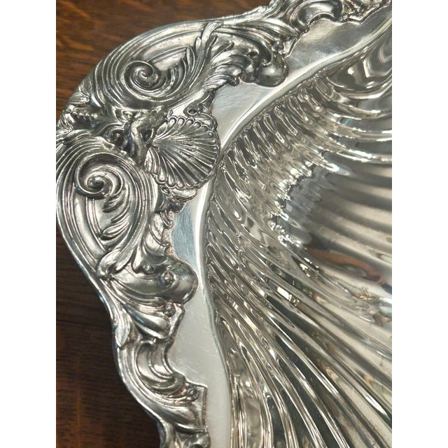 Mid 20th Century Mid 20th Century Rococo Hollywood Regency 10.5” Silver Plate Shell Dish Attributed to Fb Rogers - With Natural Shells For Sale - Image 5 of 9