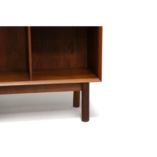 Peter Hvidt, for Søborg Denmark, 1952-56 Mid-Century Danish Teak Bookcase #1, Attributed For Sale In San Francisco - Image 6 of 10