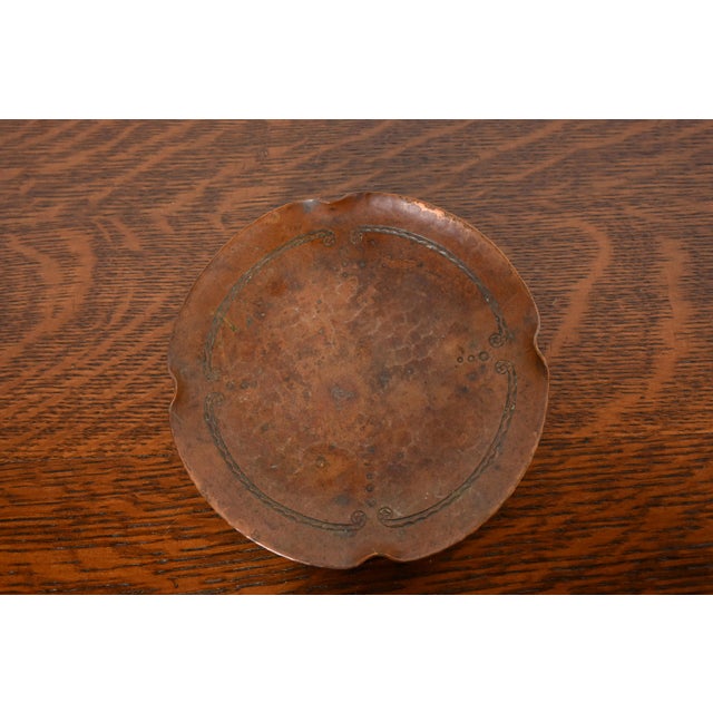Roycroft Roycroft Arts & Crafts Hammered Copper Ashtray or Catchall For Sale - Image 4 of 11