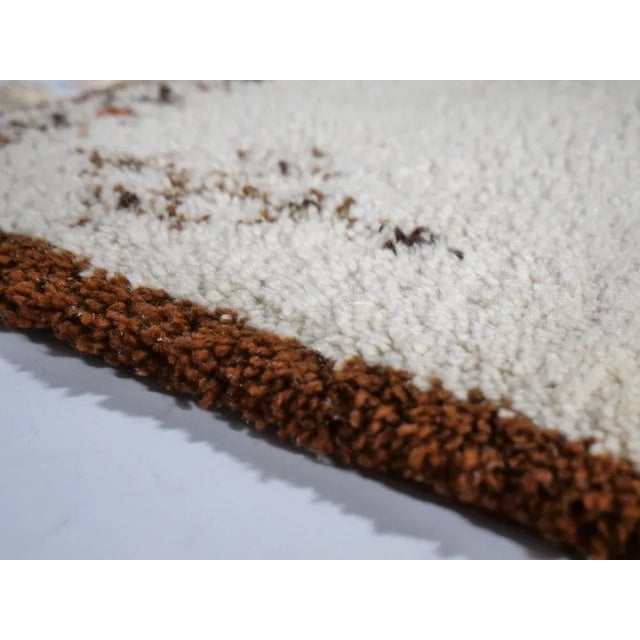 Textile Mid-Century Berber Wool Rug, 1960er For Sale - Image 7 of 11