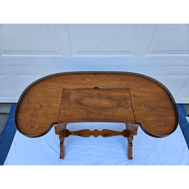 Wood Early 20th Century Kidney Shaped Music Stand Writing Desk With Brass Gallery For Sale - Image 7 of 18