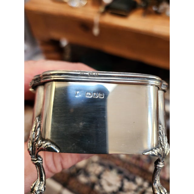 1940s Vintage English Sterling Silver and Guilloche Enamel Jewelry Box For Sale In New York - Image 6 of 9