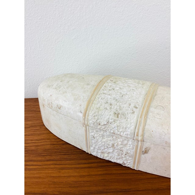 Maitland - Smith Vintage 1980s Tessellated Stone & Reed Oval Lidded Box / Maitland Smith Style For Sale - Image 4 of 10