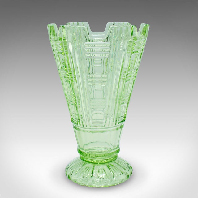 1930's Tall Vintage Sharing Sundae Cup For Sale - Image 4 of 12