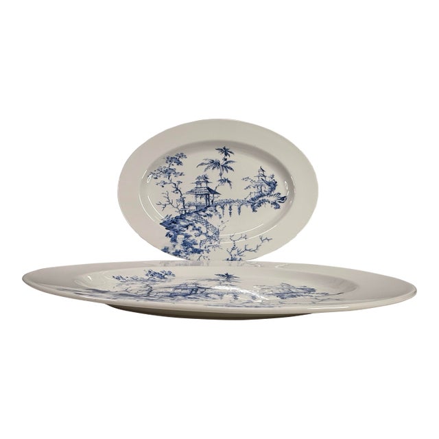 Late 20th Century Scalamandre Toile Tale Platters - A Pair For Sale