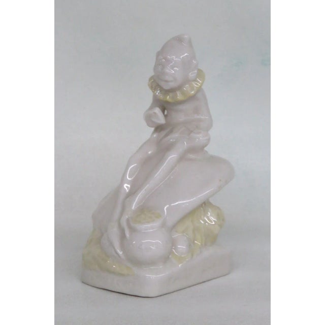 Belleek Ireland Porcelain Ivory Yellow Luster Leprechaun Figurine For Sale - Image 9 of 10