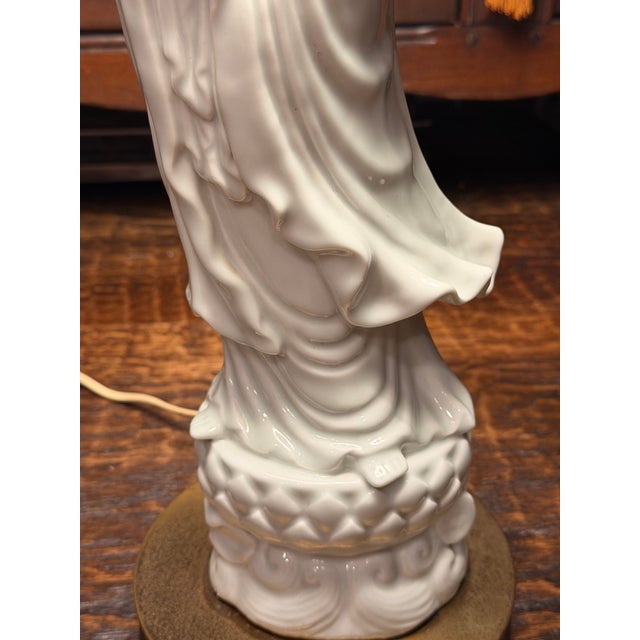 Vintage Blanc De Chine Style Porcelain Guanyin Figural Table Lamp With Brass Base For Sale - Image 9 of 15