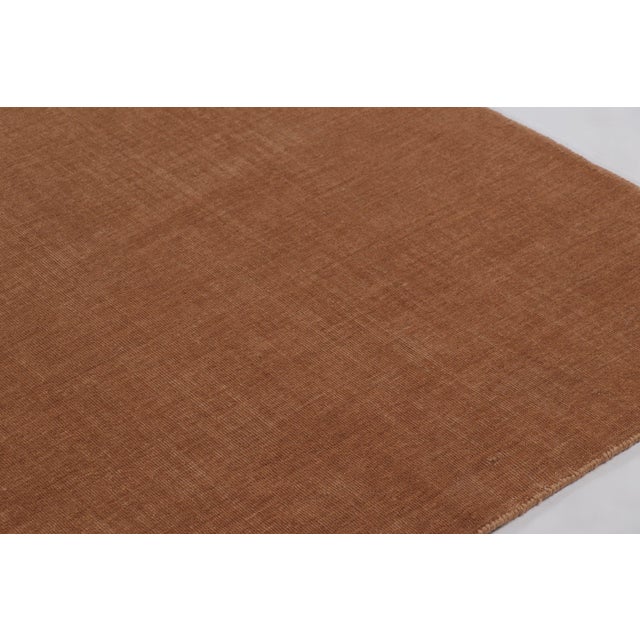 Modern Rug & Kilim’s Modern Textural Rug, Tone-on-Tone Beige and Rust Hues For Sale - Image 3 of 8