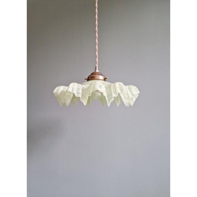 Art Deco Pendant Light in Speckled Green and White Pleated Glass, 1920s For Sale - Image 3 of 16