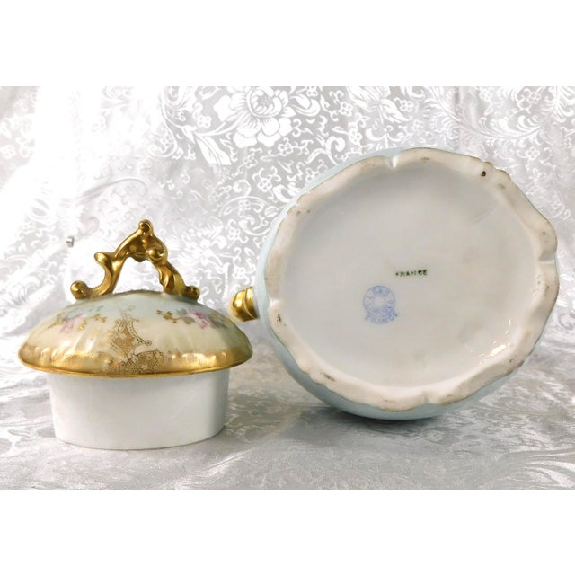 Late 18th Century Traditional Lewis Straus and Sons Limoges Cream and Blue Chocolate Pot For Sale - Image 12 of 13