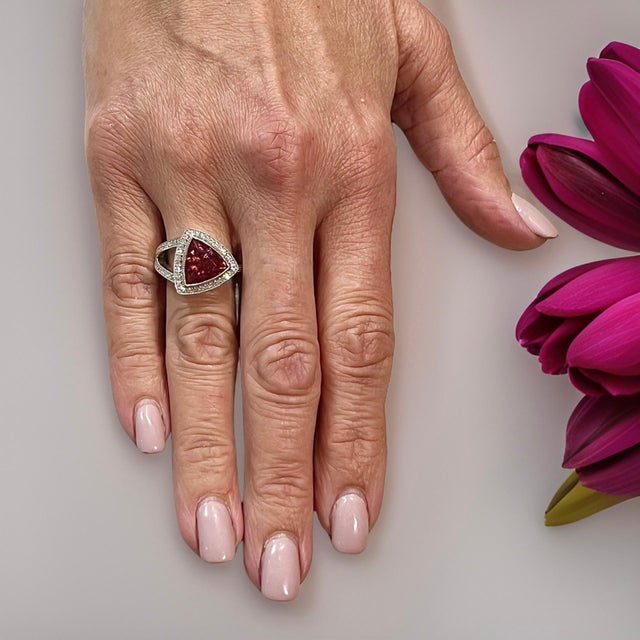 1990s Natural Tourmaline Diamond Ring 7 14k W Gold 4.38 TCW Certified For Sale - Image 5 of 15