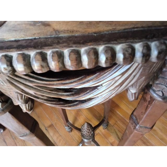 Victorian Carved Mahogany Pedestal Plant Stand. 42.5 " in Height For Sale - Image 6 of 9