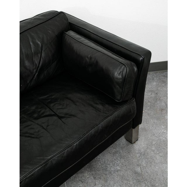 Black Mid Century Danish Modern Sofa Couch 2 Seat Leather Black Settee Metal Chrome Nm For Sale - Image 8 of 11