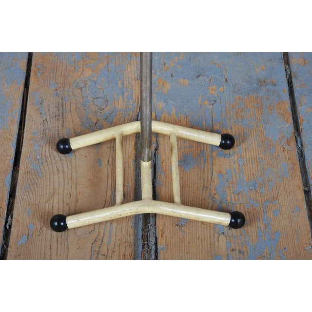 Czech Bauhaus Coat Rack in Chrome-Plated and Lacquered Steel, 1920s For Sale - Image 4 of 9