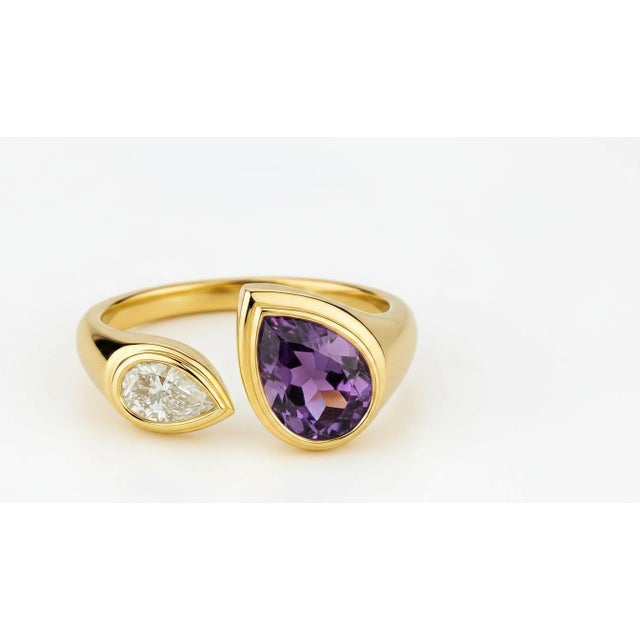 Toi et Moi Gemstone Ring: Amethyst and Moissanite. Perfect "You n I" Gold Birthmonth gemstones ring. Metal: 925 silver +...