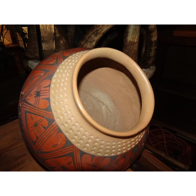 Vintage Southwestern Burnt Orange Pottery Vase Signed Tony Siqueira For Sale - Image 4 of 12