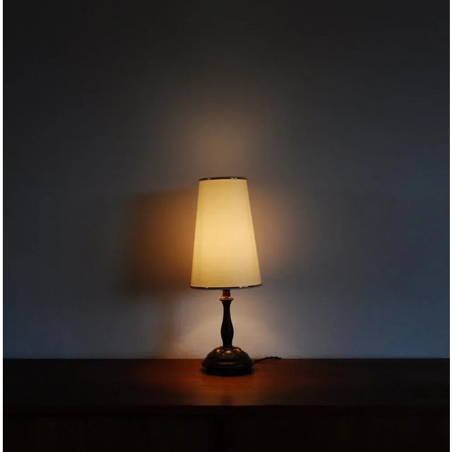 Art Nouveau Table Lamp in Brass and Wood For Sale - Image 10 of 11