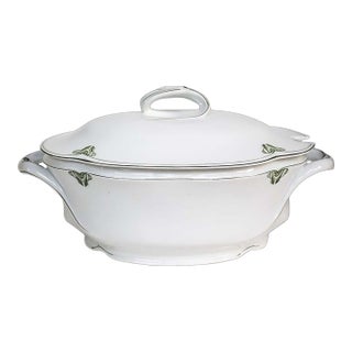Traditional Rare J & C Louise Fine Porcelain Soup Tureen - Made in Bavaria For Sale