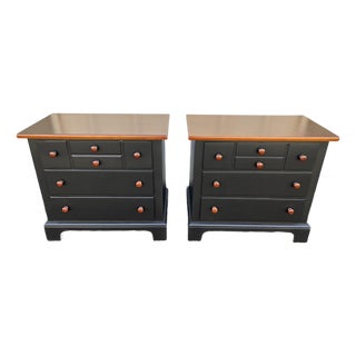 1990s Pair of Stanley Furniture Black and Cherry Nightstands For Sale