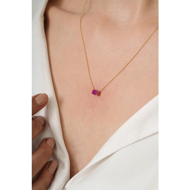 Modern Minimalist 18k Yellow Gold Emerald Cut Ruby Solitaire Pendant Necklace 18 Inches For Sale - Image 3 of 14