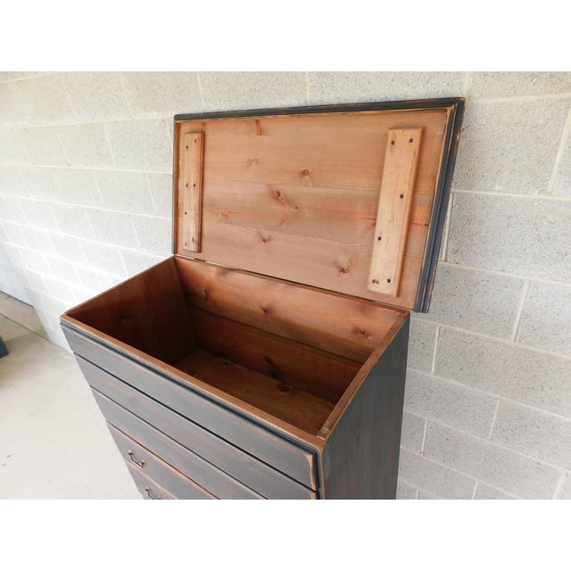 Late 20th Century Primitive Shaker Style Paint Distressed New England Blanket Chest by Ezra G 2pc For Sale - Image 5 of 12