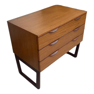 1970s Vintage Danish Modern Dresser With Handles