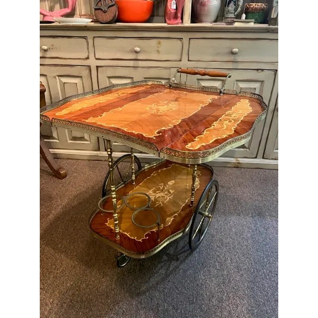 1950s Mid 20th Century Italian Floral Marquetry and Brass Service Bar Cart Trolley For Sale - Image 5 of 10