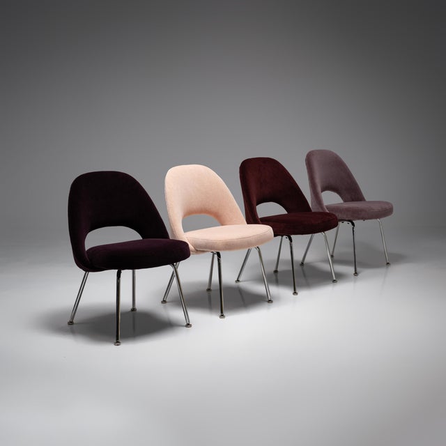 Eero Saarinen Model 72 Dining Chairs by Eero Saarinen for Knoll, 1960s, Set of 4 For Sale - Image 4 of 14