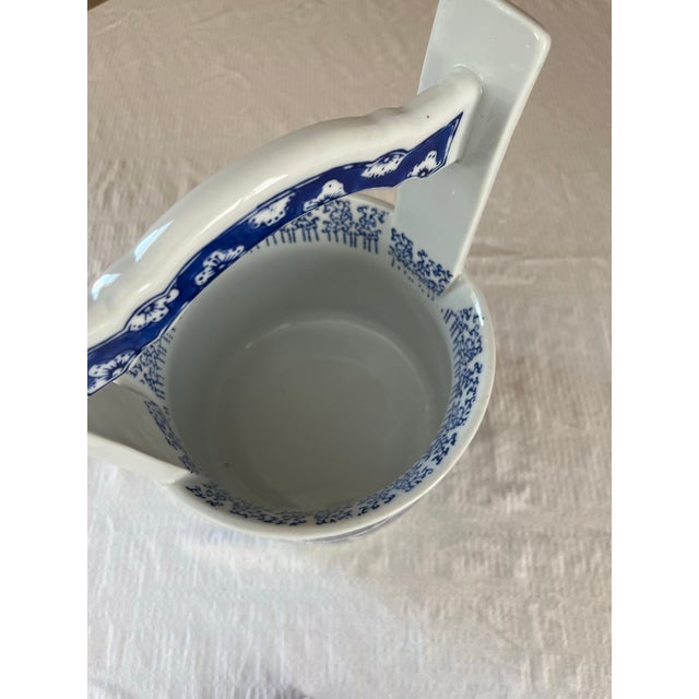 Late 20th Century Chinoiserie Porcelain Waterpail Cachepot For Sale - Image 5 of 7