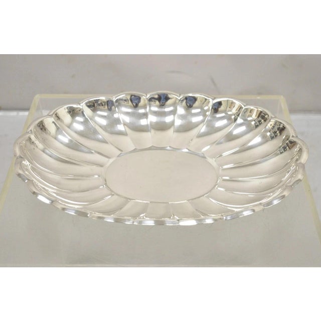 Vintage Regency Style Silver Plated Scalloped Oval Serving Platter Fruit Bowl. Circa Mid 20th Century. Measurements: 2" H...