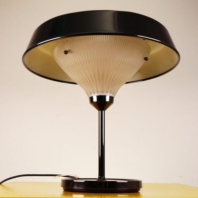 Black Table Lamp attributed to BBPR for Artemide, 1960s For Sale - Image 8 of 14