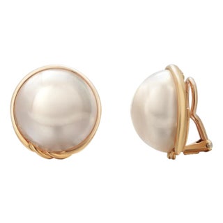 Tiffany and Co Vintage 18k Yellow Gold Mabe Pearl Earrings For Sale
